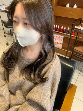 ロング カラー 澤田 しおりのヘアスタイル