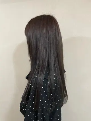 ロング カラー 佐藤 爽香のヘアスタイル