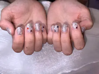 ネイル 甘 皚萱のネイルデザイン