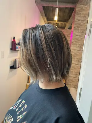 ミディアム カラー YUI/ ブリーチカラー🌷のヘアスタイル