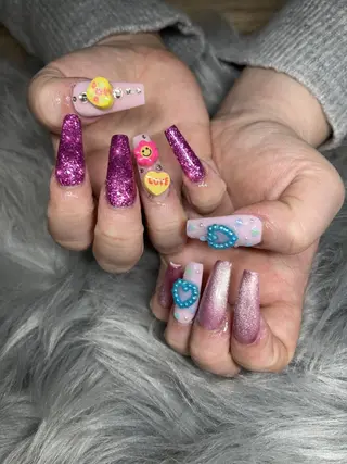 ロング ネイル yukina nailのネイルデザイン