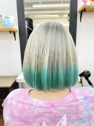 ショート カラー 青木 優歩のヘアスタイル