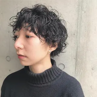 ショート カラー パーマ tatsumi/ボブ ウルフ/レイヤーのヘアスタイル