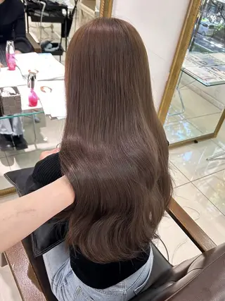 ロング 艶ブラウン/赤み消し /盛れる顔周りのヘアスタイル