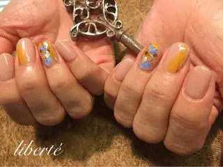 ネイル liberté (リベルテ)のネイルデザイン