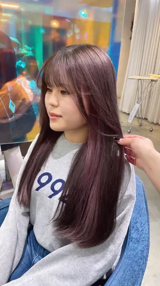 カラー Mii. 内田萌々のヘアスタイル