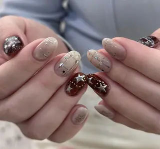 ネイル エリ🫧 nail池袋東口のネイルデザイン