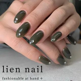 ミディアム Queen nailのネイルデザイン