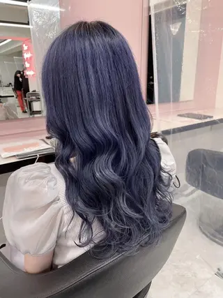 カラー ロング 💙ハイトーン韓国風 色白ヘア💙manaのヘアスタイル