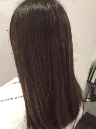 ロング カラー いしだ みさきのヘアスタイル