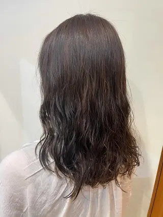 セミロング パーマ ヘアアレンジ REONA🪽✨薬院 レイヤーカット🫧のヘアスタイル
