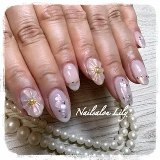 ネイル Lily*nail 🌻Mii🌻のネイルデザイン