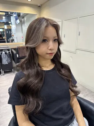 ロング カラー RIEブリーチ& エクステ特化型のヘアスタイル