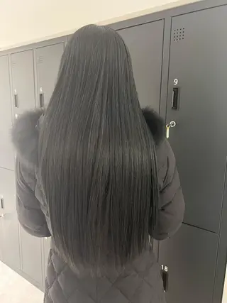 ロング カラー ヘアアレンジ 暗髪カラー🫐 おくだりんかのヘアスタイル