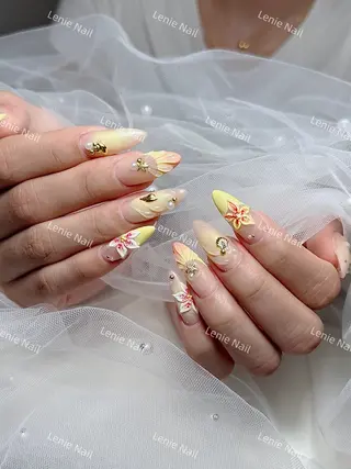 ネイル Lenie Nail Salonのネイルデザイン