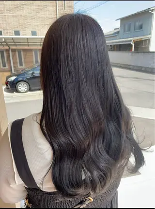 ロング カラー 国府田 裕のヘアスタイル