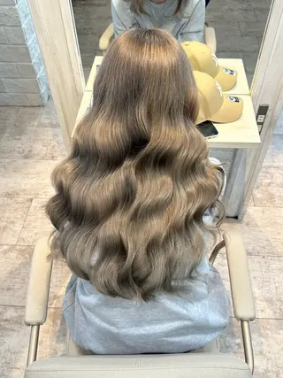 ロング 重松 美結のヘアスタイル