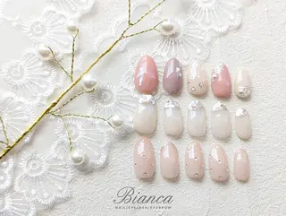 ネイル Bianca KAGARAのネイルデザイン