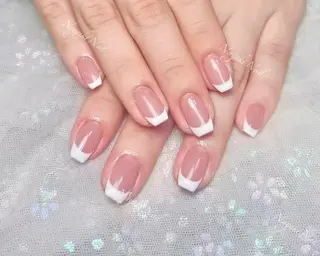ネイル 🦋 Queenieのネイルデザイン