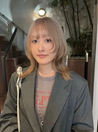 ミディアム カラー 圧倒的デザイン力 店長🎨RENAのヘアスタイル