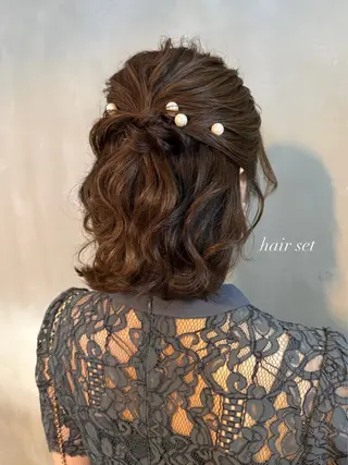 ミディアム ヘアアレンジ 佐伯 桃のヘアスタイル