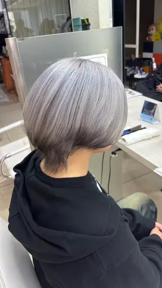 ショート カラー ハイトーンカラー特化 🐾小林舞衣🌙のヘアスタイル