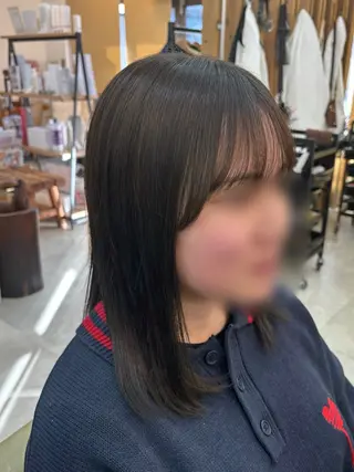 ミディアム 八木橋 朋香のヘアスタイル