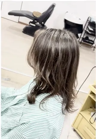 ミディアム PEIGE OKINAWAのヘアスタイル