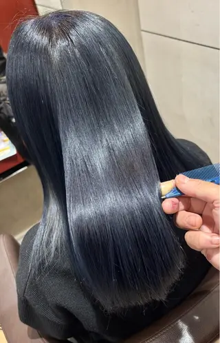 セミロング カラー 坂本 優輝のヘアスタイル