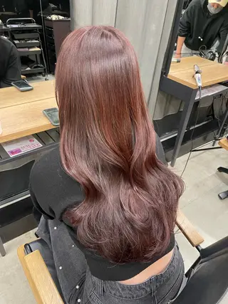 ロング 伊藤 莉奈　韓国ヘアのヘアスタイル