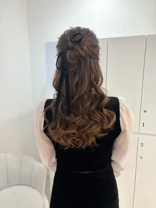 ロング ヘアアレンジ ヘアセット/レイヤー 赤み消し/はるかのヘアスタイル