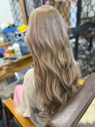 ロング BRAS ナカガワのヘアスタイル