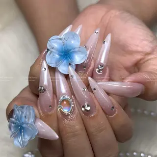 ミディアム YUME Nail Beautyのネイルデザイン