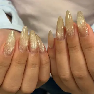 ネイル Sun Brown Mireiのネイルデザイン