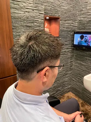 ショート メンズ 大竹 翔のヘアスタイル