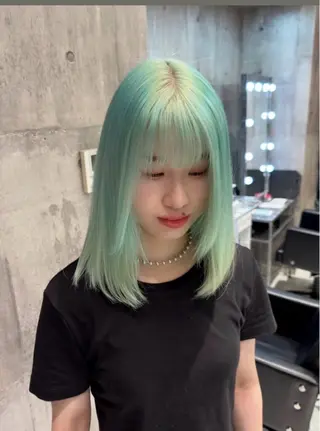 ミディアム 【韓国×ハイトーン】 🇰🇷SOGO🩶のヘアスタイル