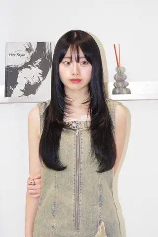 ミディアム カラー ハイトーン/個性派 レイヤーmiyu🪽のヘアスタイル