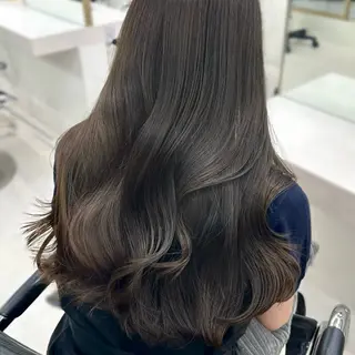 ロング カラー mei タッセルボブ 縮毛矯正🧚‍♂️のヘアスタイル