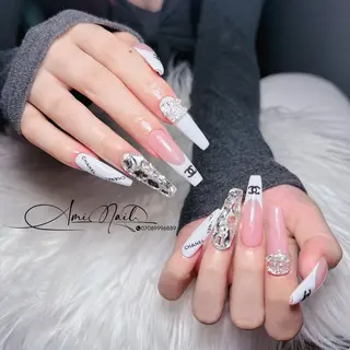 ネイル Ami Nailsのネイルデザイン