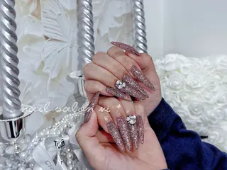 ネイル ✨Nailsalon Vi+✨のネイルデザイン