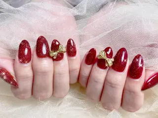ネイル 🦋 Queenieのネイルデザイン