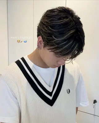 カラー メンズ 透け感ベージュ🤎 韓国ヘアtakutoのヘアスタイル