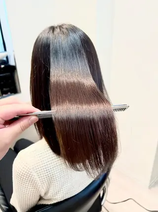 ミディアム カラー 縮毛矯正/ レイヤー/ミディアムのヘアスタイル