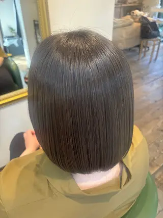 カラー 見澤 優音のヘアスタイル