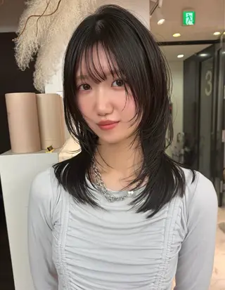 セミロング ブリーチ/ウルフ ハッシュカット/石山のヘアスタイル
