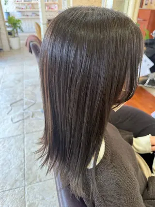 ミディアム 端野七海 縮毛矯正のヘアスタイル