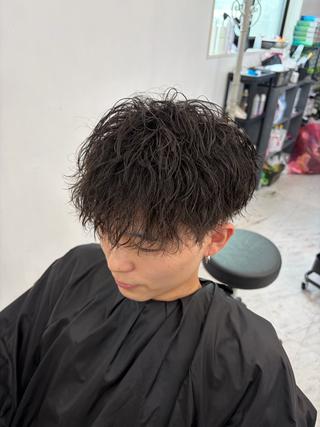 ショート パーマ メンズ ダブルカラー メンズパーマ大成のヘアスタイル