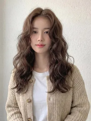 ロング ニュアンスパーマ 🫧山﨑 真歩🫧のヘアスタイル