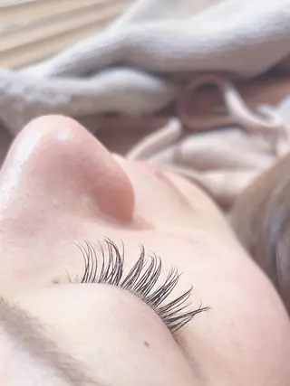 マツエク・マツパ そそ　喜 多のヘアスタイル