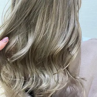 カラー ダメージレス/艶髪 🫧さくら🫧のヘアスタイル
